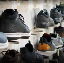 Rematan zapatillas y ropa de marca por dos mangos: hasta 75% de descuento