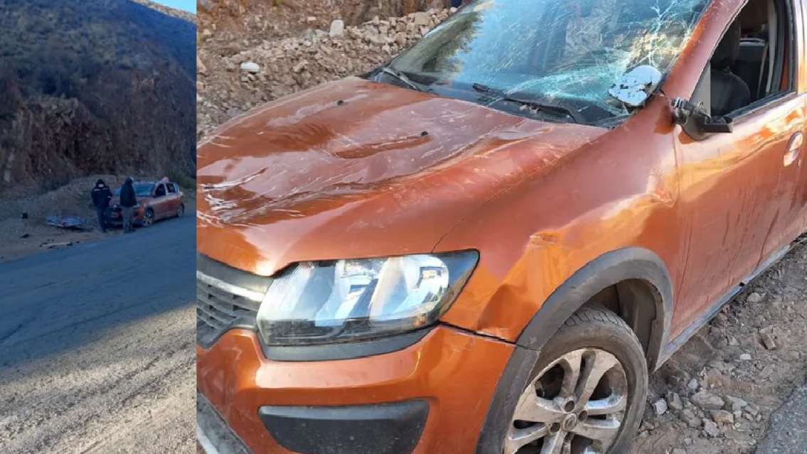 Martes accidentado en Humahuaca: un terrible vuelco dejó un auto destruido 
