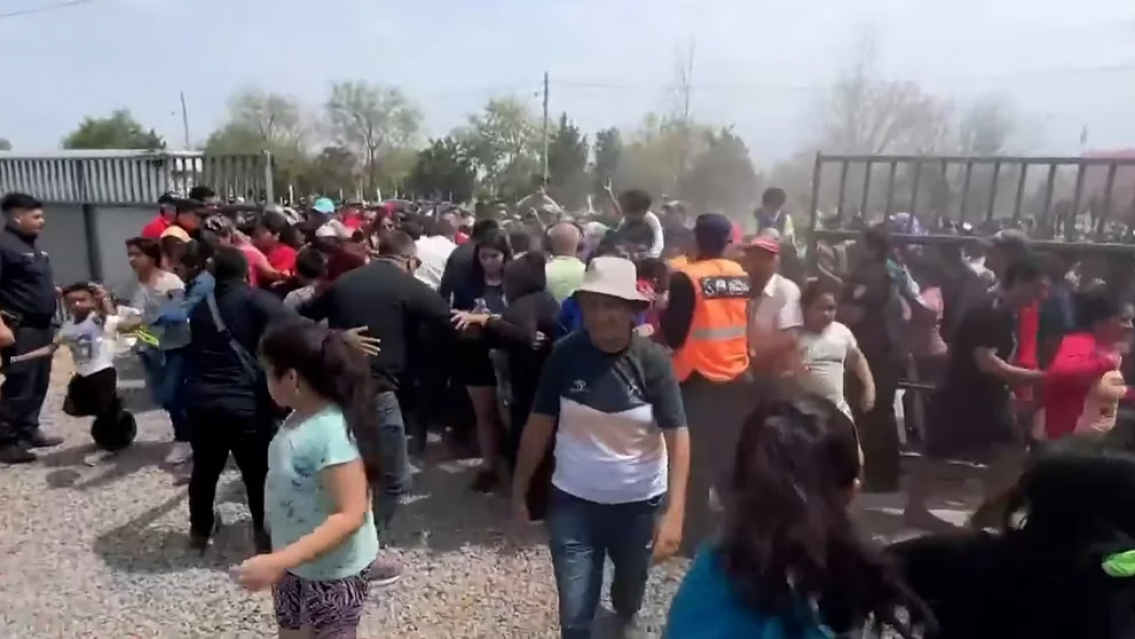No respetan nada, se agarraron a las piñas en el funeral de Huguito Flores
