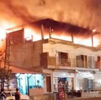 Voraz incendio consumió la vivienda de una familia jujeña en San Pedro