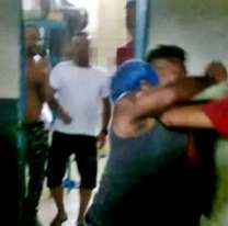 Brutal ataque a policías dentro de una comisaría en San Pedro
