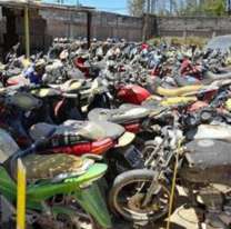 Así robaban motos del cancho municipal en el barrio Almirante Brown