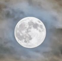 Atención sensibles: llega la Luna llena en Cáncer y pega fuerte, ¿cómo afecta a cada signo?