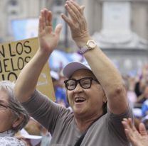 Bono Milei: Quiénes son los jubilados que van a cobrarlo