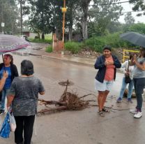 Vecinos de Palpalá hartos: "Cada vez que llueve, nos inundamos"