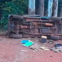 Murieron 2: una camioneta perdió el control, volcó y desató una tragedia