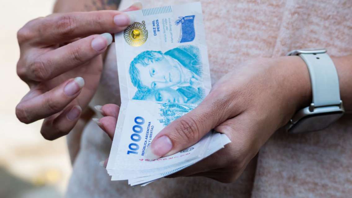 Varios podrían recibir $108.062 en sus cuentas: conocé quiénes