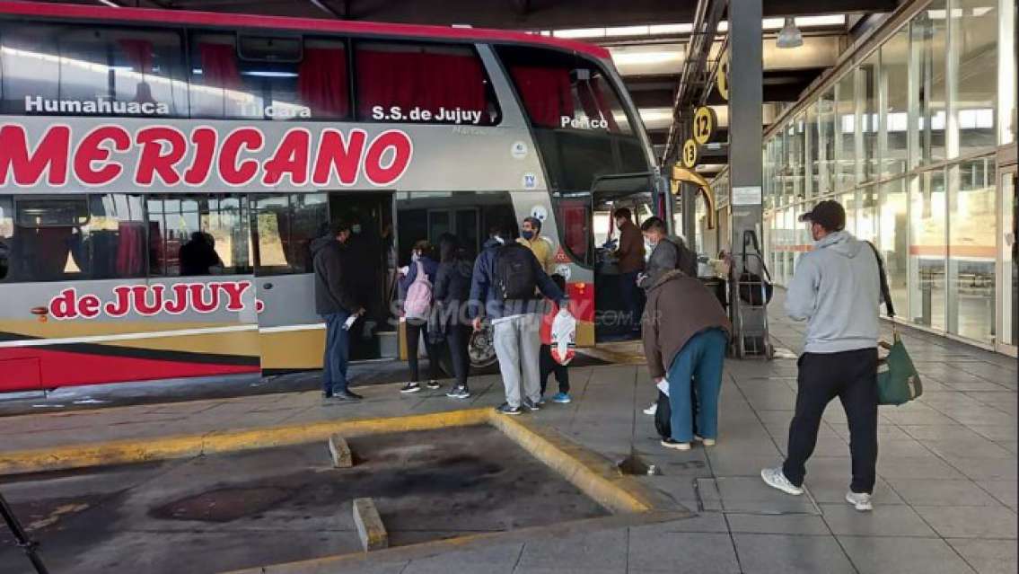 Así serán  los horarios de los colectivos de media distancia para las fiestas en Jujuy