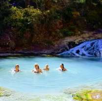 Las termas paradisíacas que están "escondidas" en Jujuy y pocos conocen