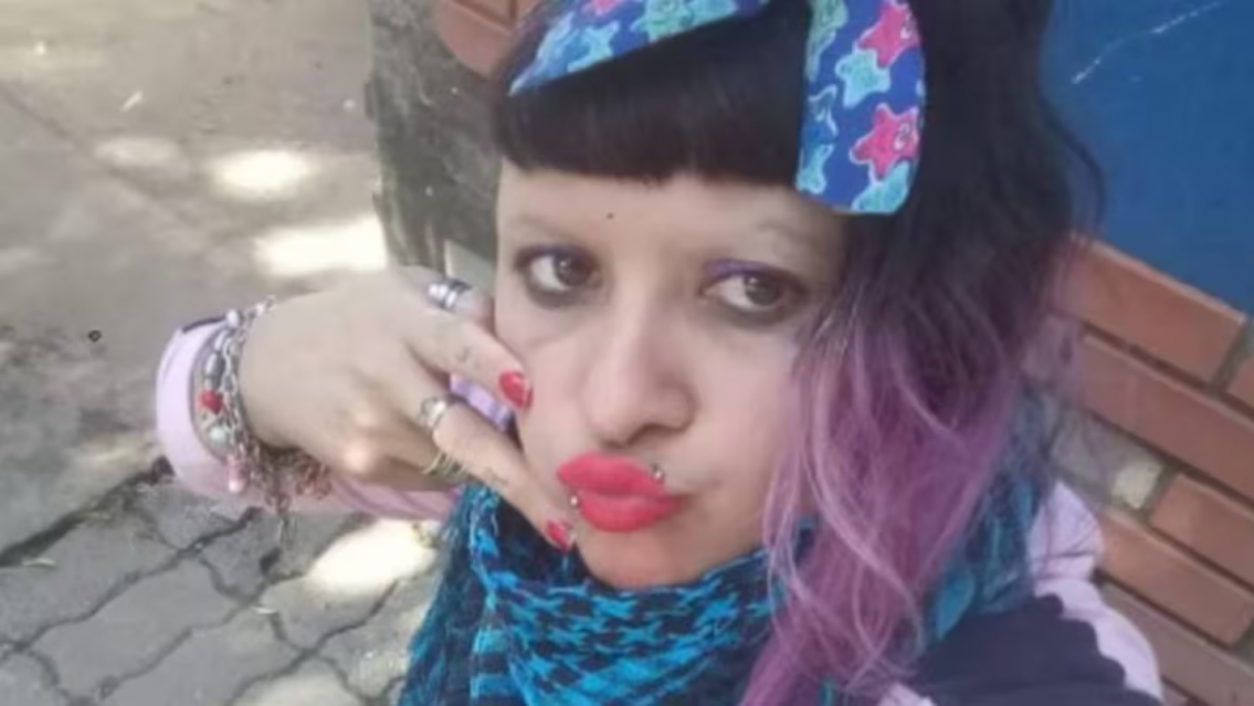 "La Chabona" subió una foto besando a su hijo en la boca y la liquidaron