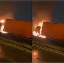 Incendio de un camión en plena madrugada alarmó a Jujuy