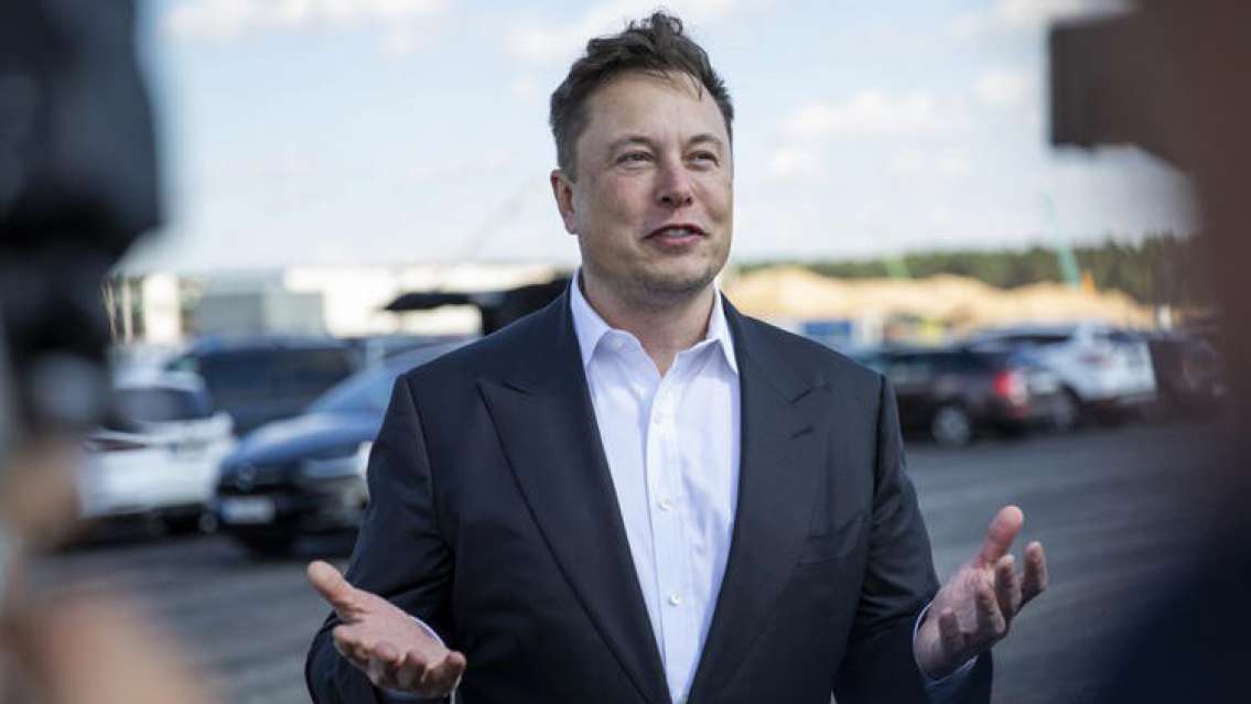 Caída global de X: Elon Musk culpa a un "ciberataque masivo" y apunta a un "enemigo poderoso"