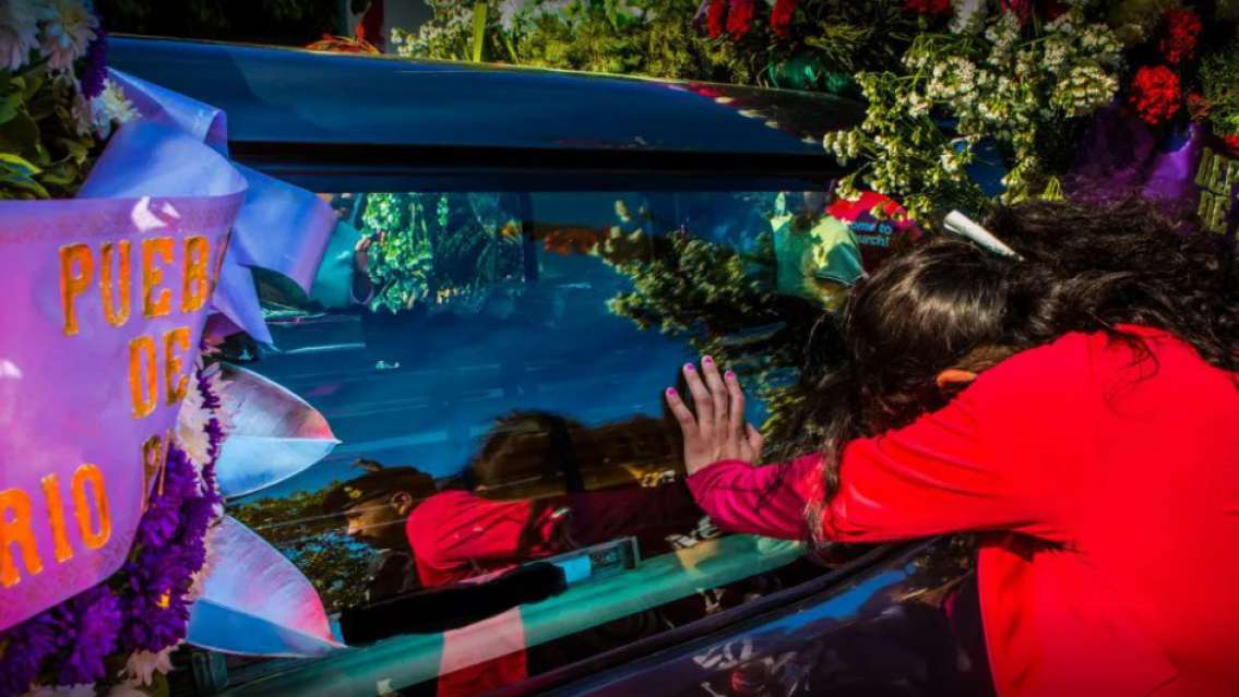Murió el cantante que vuelve locos a miles de chicos: tenía 43 años