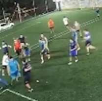 ¿Les tendieron una trampa? Así cayeron barrabravas a un partido de policías