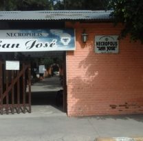 El cementerio de Perico se llenó de adictos: van a morir rodeados de tumbas
