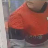 Un nene de 4 años quedó atrapado dentro de una máquina de peluches en una pizzería