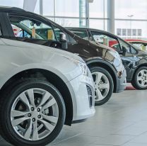 Por las pocas ventas, bajan los precios de los autos 0km: los rematan