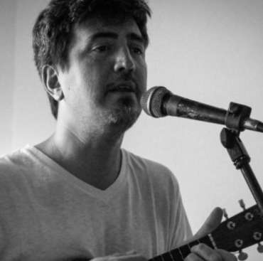 El Flaco Mainoli estrenó nueva canción llamada "Natural Disasters"