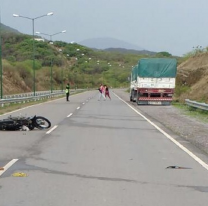 Néstor, quién es el joven que murió en la ruta al chocar contra un camión de ladrillos