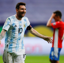 ¿Traés la copa ahí, rey? Periodista argentina dijo que a Messi todas  le miran el 'tobul'