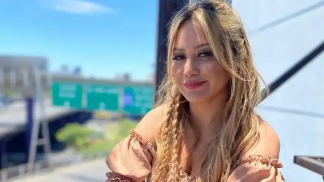 La cantante atraviesa uno de sus peores momentos en lo personal y destrozó a sus ex