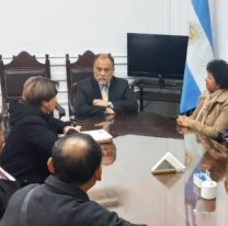 Álvarez García se reunió con docentes: salarios capacitación y vivienda