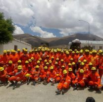 Mineros de El Aguilar llegan a San Salvador: Están indignados