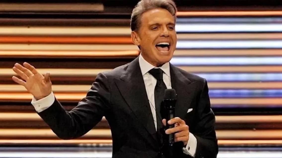 Se pudrió todo, habló el guitarrista de Luis Miguel y se refirió a los dobles del artista