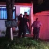 Encontraron a dos nenes muertos, a su mamá acuchillada y la principal hipótesis es escalofriante