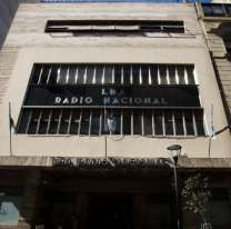 Filtraron cuánto cobran los empleados de Radio Nacional: le dan hasta la ropa