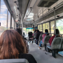 ¿Tiene razón? Jubilado estalló de bronca contra los estudiantes que viajan gratis y no ceden el asiento