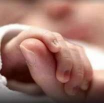 Dejaron abandonado a un bebé en la calle, nadie lo vio a tiempo y murió